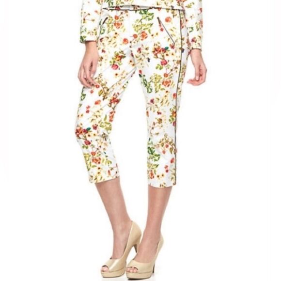 Disney Alice Through The Looking Glass Designer Collection Floral Cropped Pants - Picture 2 of 13